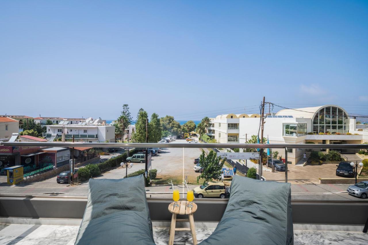 Sun Ray Luxury Apartments Agia Marina  Екстер'єр фото