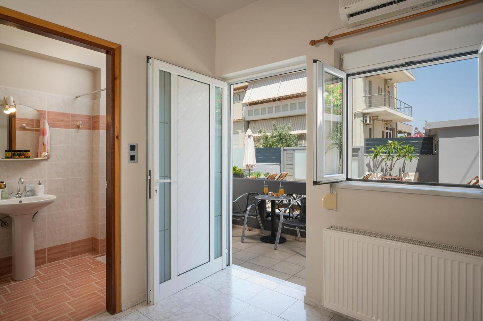 Sun Ray Luxury Apartments Agia Marina  Номер фото